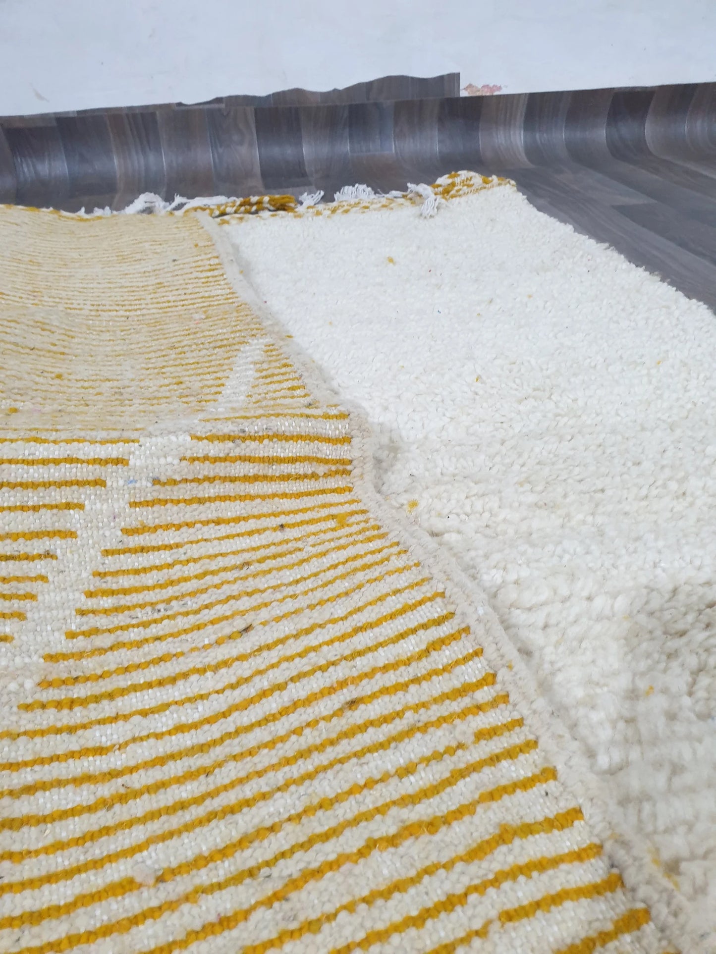New Beni Ouarain Rug –White And Yellow