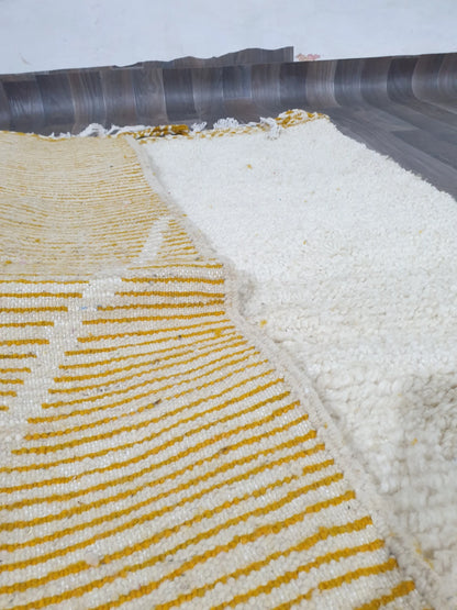 New Beni Ouarain Rug –White And Yellow