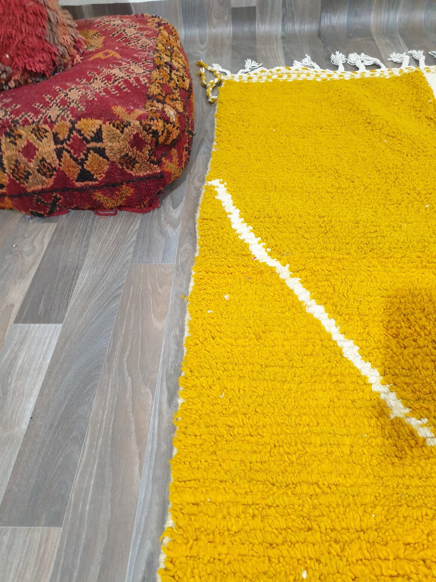 New Beni Ouarain Rug –White And Yellow