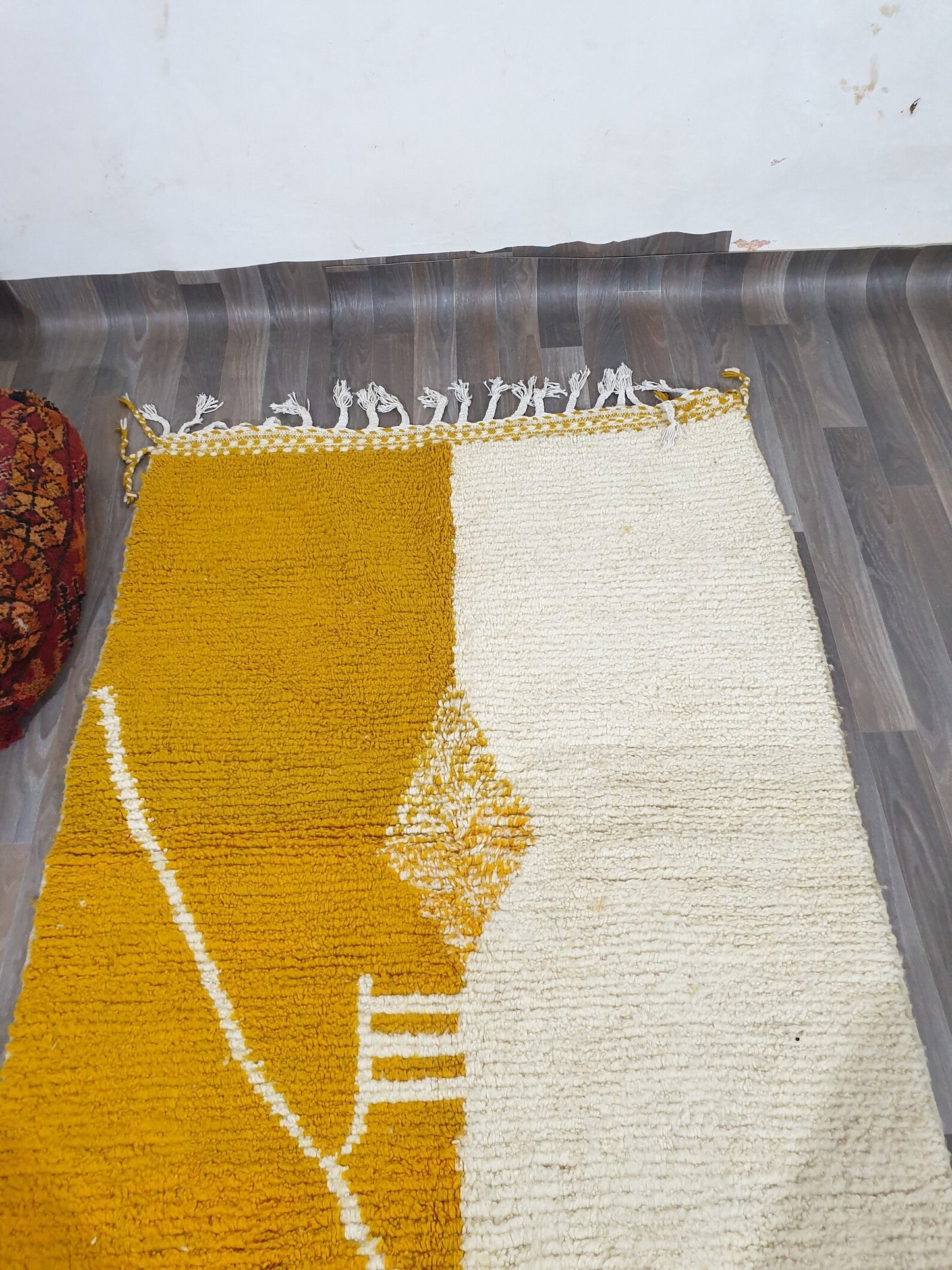 New Beni Ouarain Rug –White And Yellow