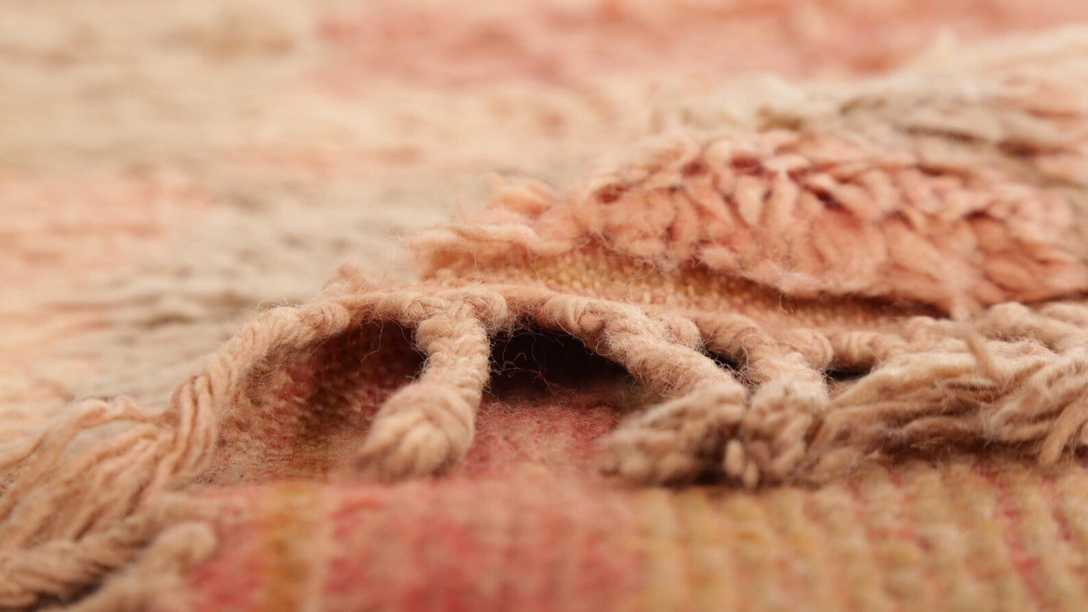 BENI OUARAIN RUG  190 X 240 CM