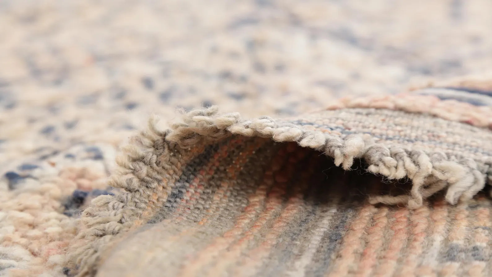 Beni Mguild Rug  190 X 270 CM