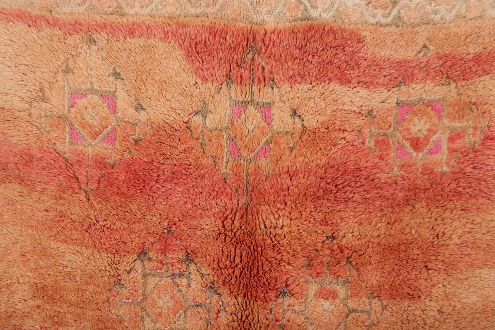 COLORFUL BOUJAAD RUG 170 X 210 CM