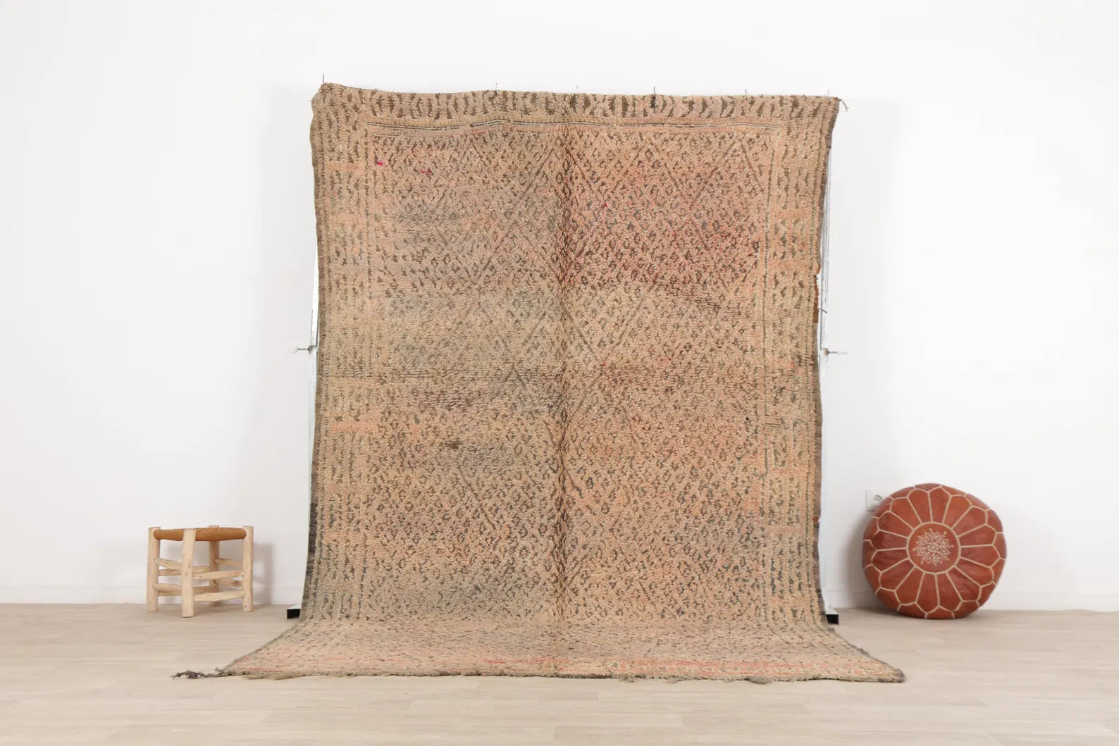 Beni Mguild Rug  190 X 33O CM