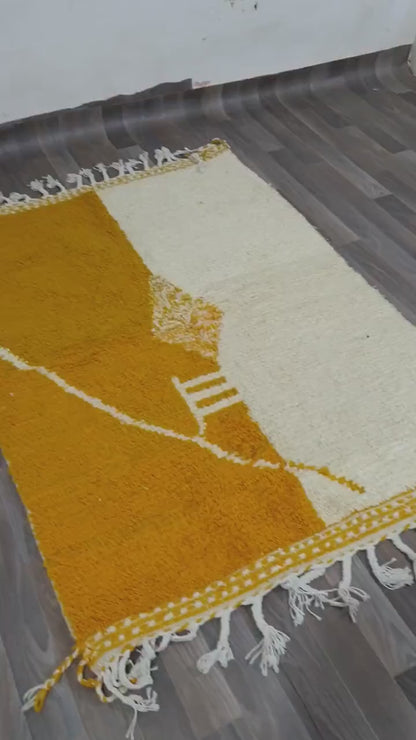 New Beni Ouarain Rug –White And Yellow